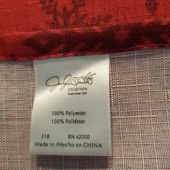 Christmas jaclyn Smith table cover - Picture 3 of 4